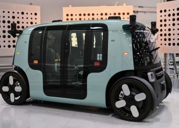 Zoox smí poprvé vybírat jízdné za robotaxi bez volantu