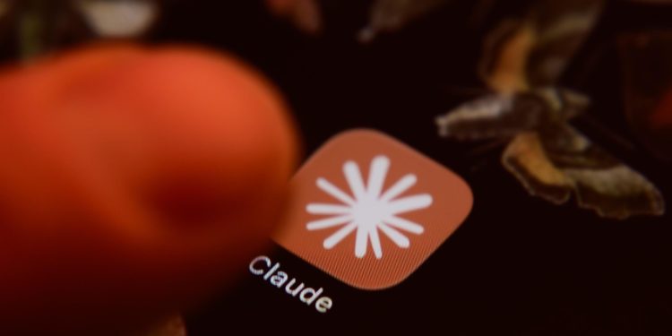 Modely Claude od Anthropicu při testech nabouraly tři firmy