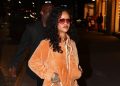 Rihanna vsadila na oranžovou teplákovku od Chloé
