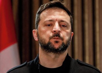 Zelenskyj: Volby za války by rozštěpily Ukrajinu jako tsunami
